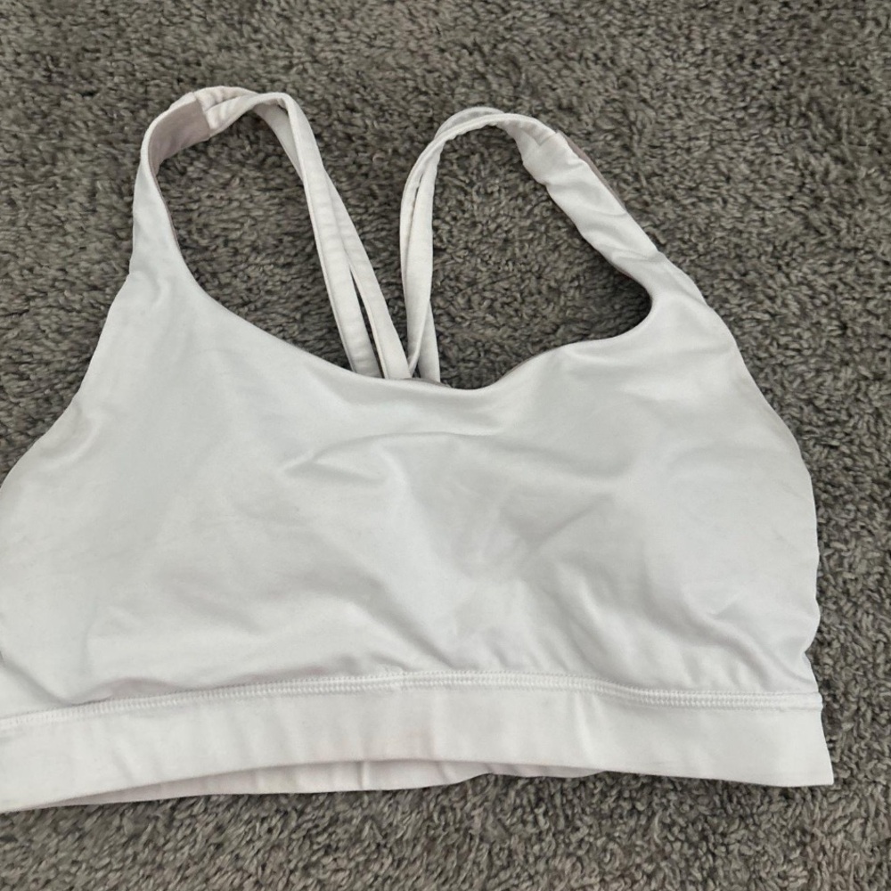 Lululemon Athletica White Sports Bra with Racerback Size 6